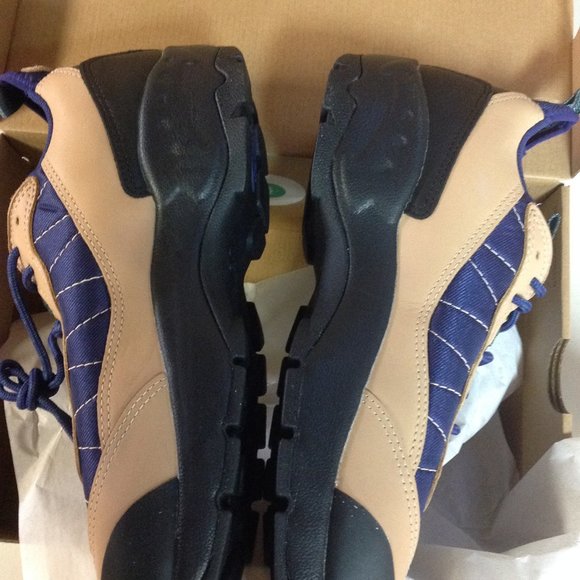 Nike ACG Air Mada Men's Tan, Dark Blue & Black Sneakers 11.5 New in Box - Picture 2 of 12